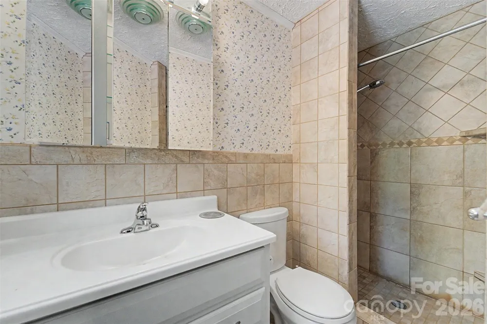 1747 University Heights Road Cullowhee, NC 28723