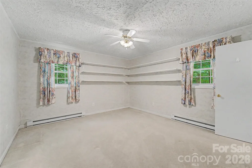 1747 University Heights Road Cullowhee, NC 28723