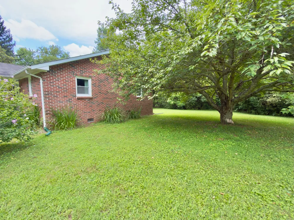 804 Todd Rd Woodbury, TN 37190