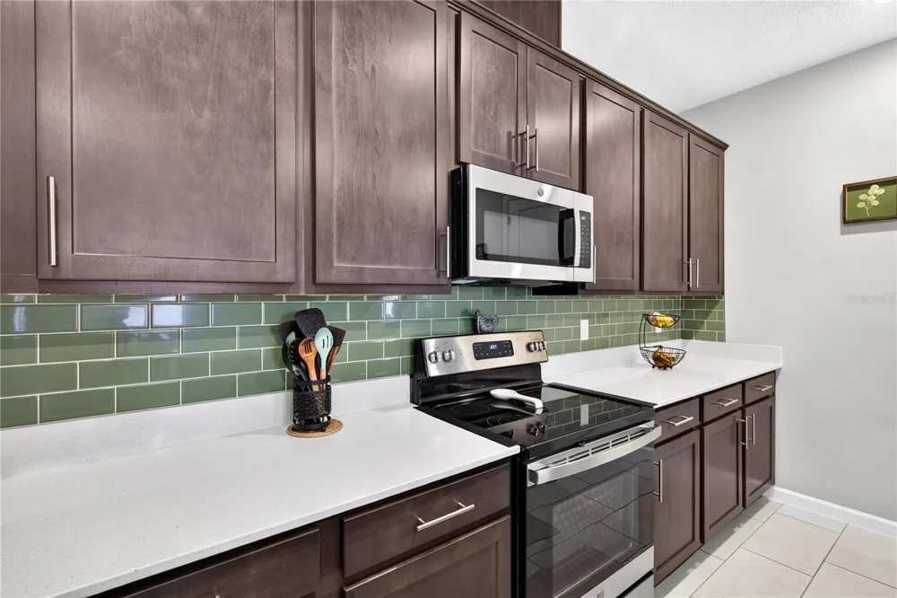 3625 SUBLETT LOOP Tavares, FL 32778