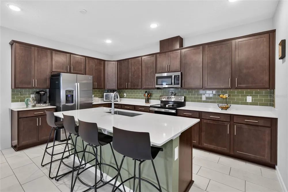 3625 SUBLETT LOOP Tavares, FL 32778