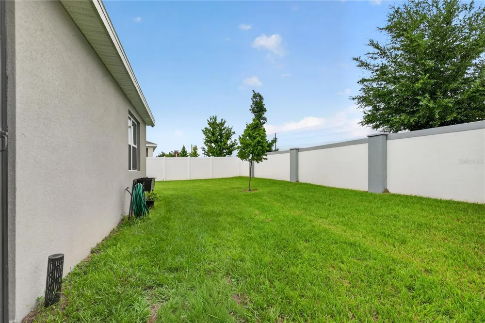 3625 SUBLETT LOOP Tavares, FL 32778