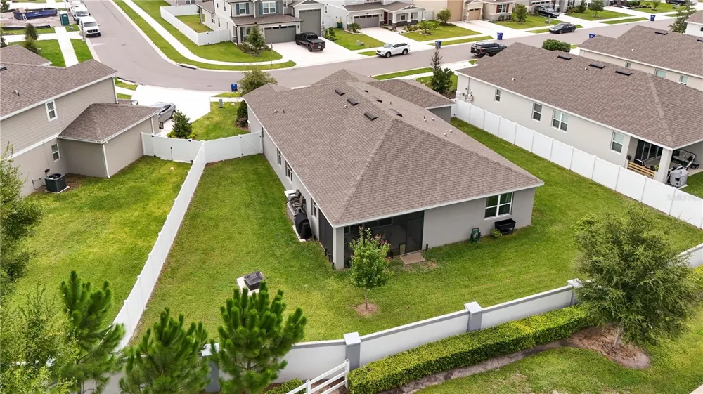 3625 SUBLETT LOOP Tavares, FL 32778
