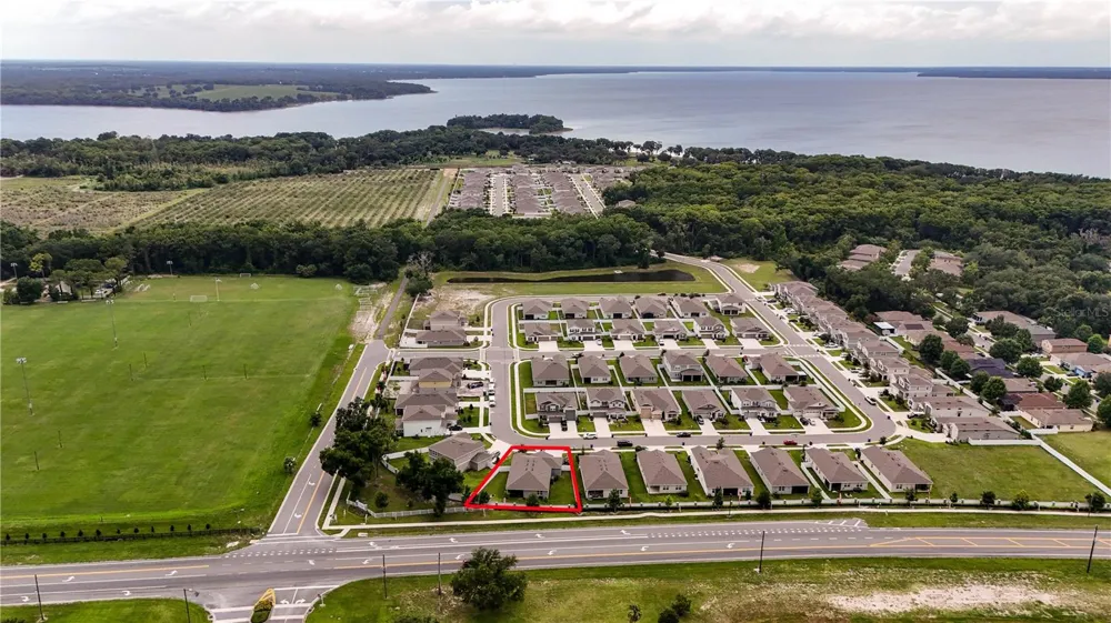 3625 SUBLETT LOOP Tavares, FL 32778