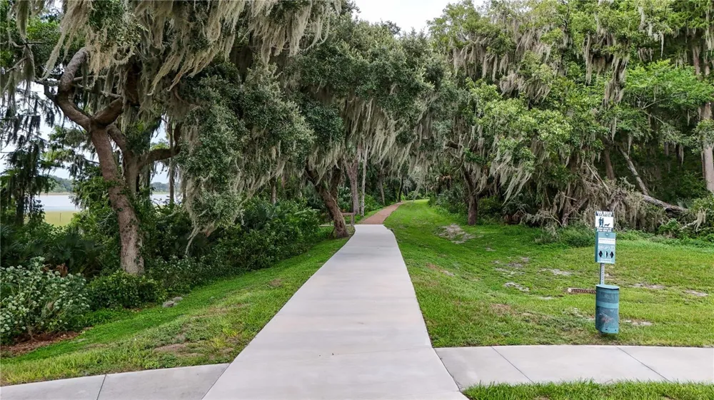 3625 SUBLETT LOOP Tavares, FL 32778