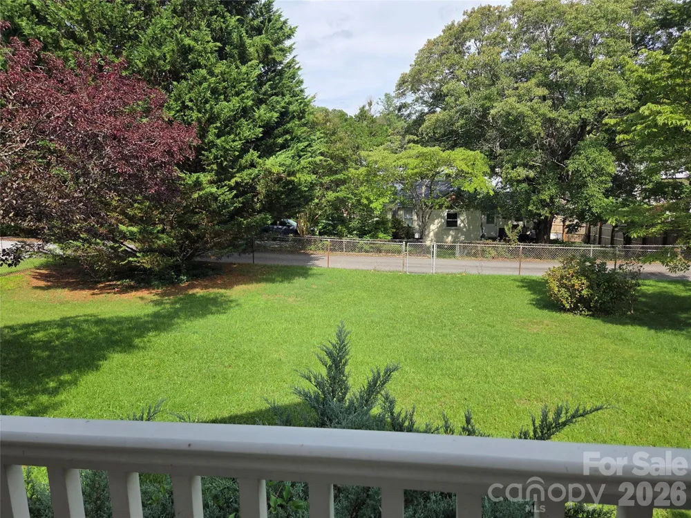 201 Stafford Street Black Mountain, NC 28711