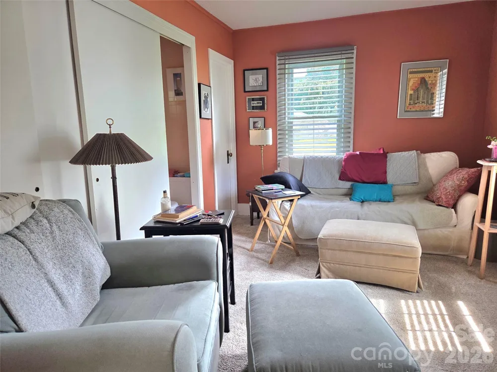 201 Stafford Street Black Mountain, NC 28711