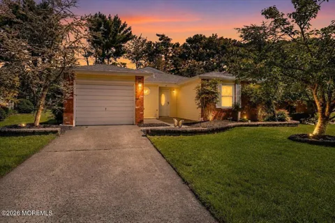14 Ashford Drive
