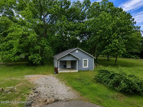 157 Calloway Avenue