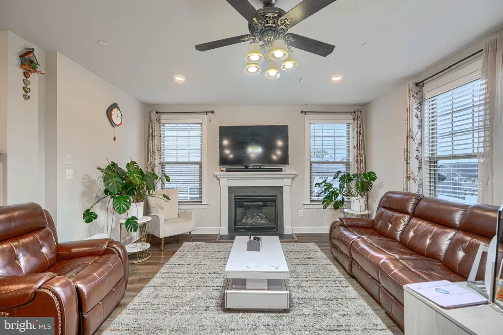 7142 STARMOUNT WAY New Market, MD 21774
