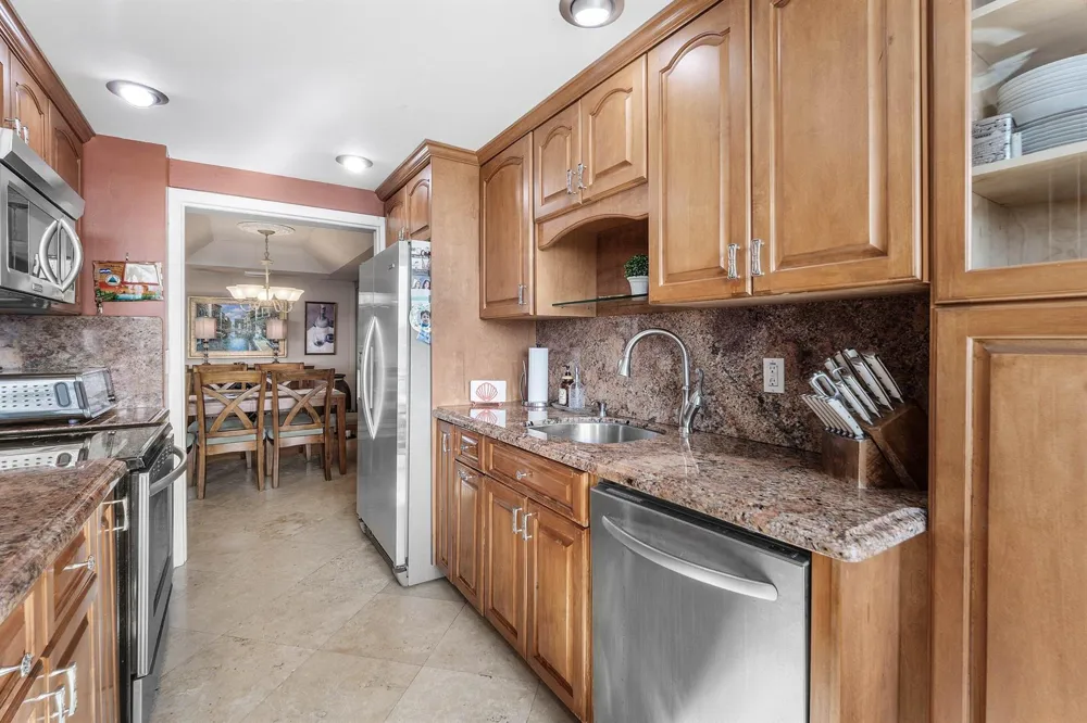 3589 S Ocean Boulevard #703 South Palm Beach, FL 33480
