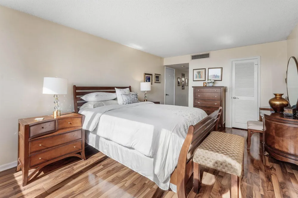 3589 S Ocean Boulevard #703 South Palm Beach, FL 33480