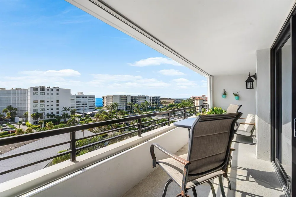 3589 S Ocean Boulevard #703 South Palm Beach, FL 33480