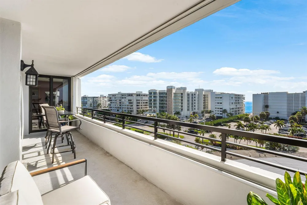 3589 S Ocean Boulevard #703 South Palm Beach, FL 33480