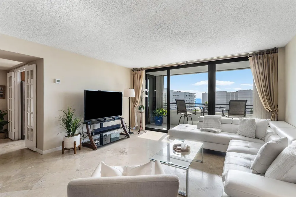 3589 S Ocean Boulevard #703 South Palm Beach, FL 33480