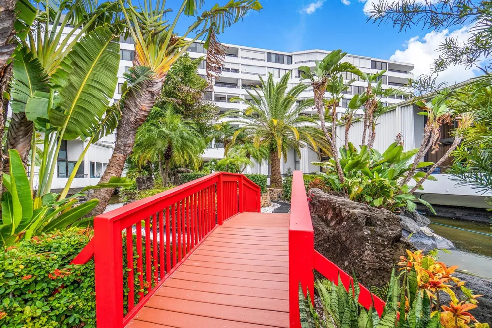 3589 S Ocean Boulevard #703 South Palm Beach, FL 33480
