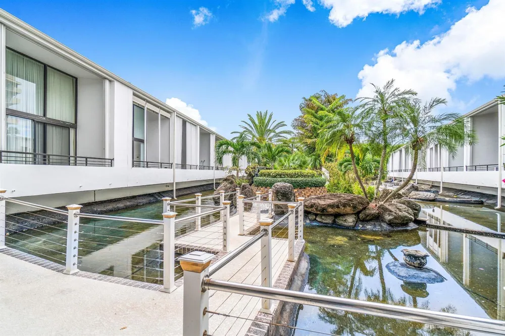 3589 S Ocean Boulevard #703 South Palm Beach, FL 33480