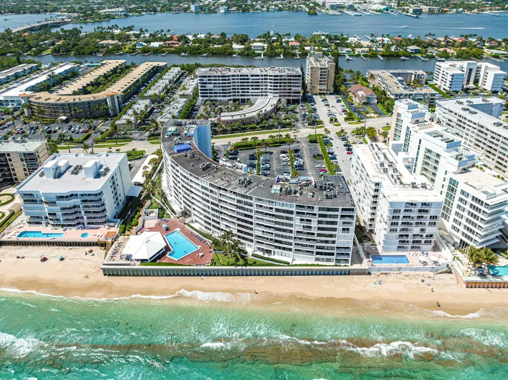3589 S Ocean Boulevard #703 South Palm Beach, FL 33480