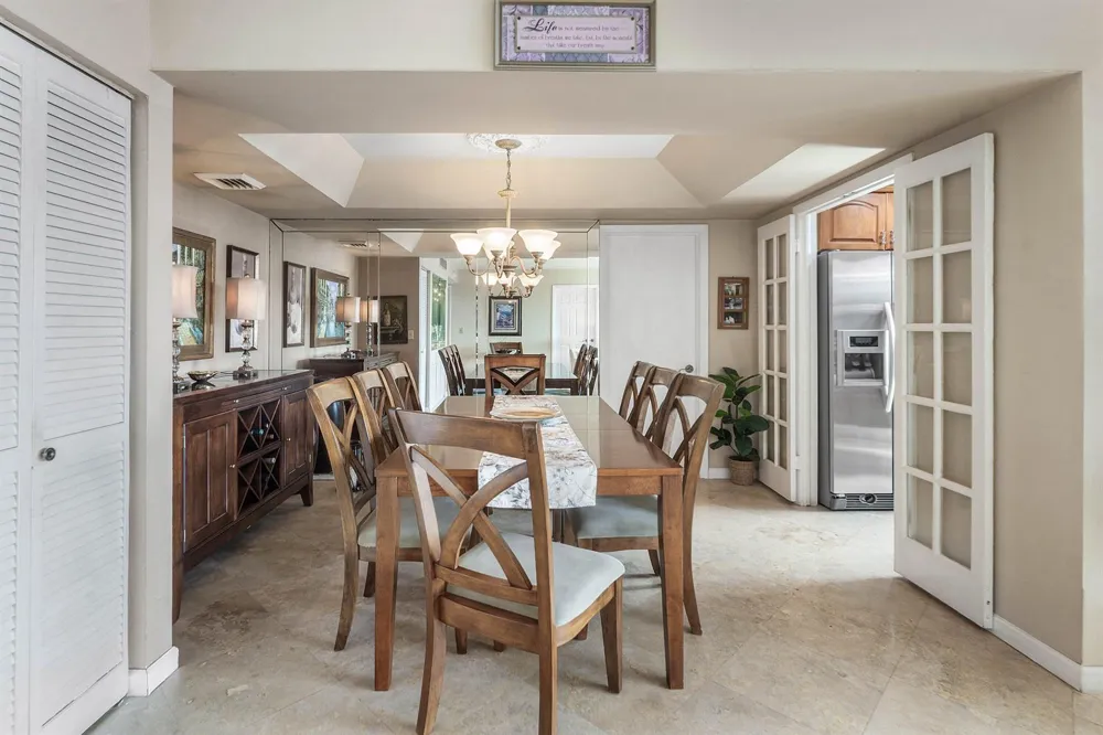 3589 S Ocean Boulevard #703 South Palm Beach, FL 33480