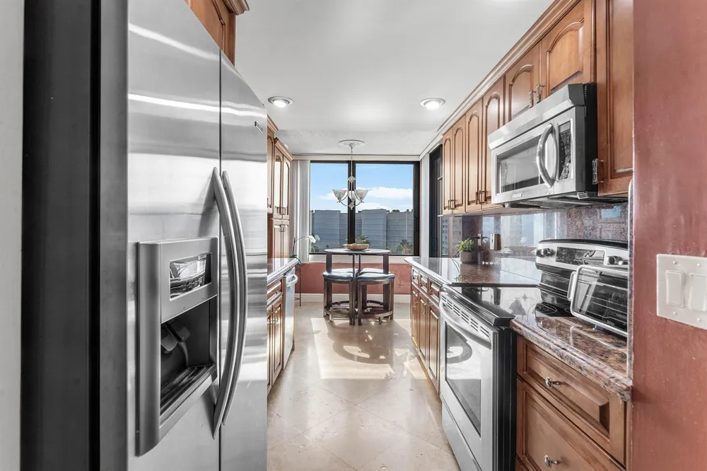 3589 S Ocean Boulevard #703 South Palm Beach, FL 33480