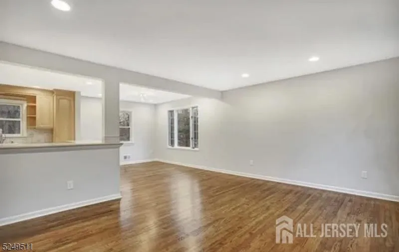 10 Cedar Street Bridgewater, NJ 08807