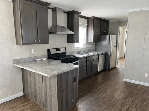 85 Nettie Ave.
