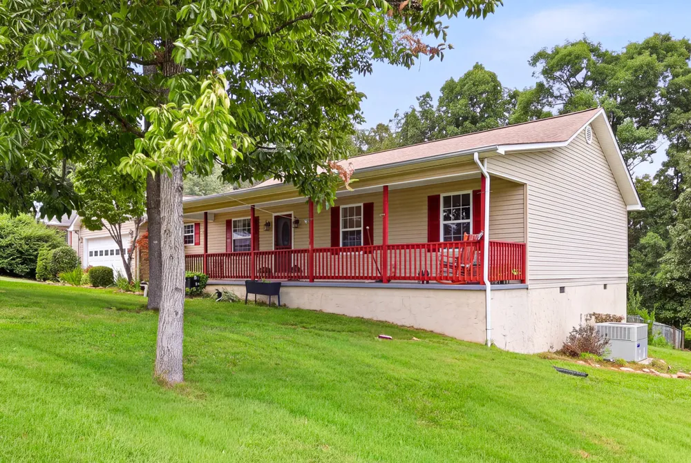 160 Pine Ridge Drive Dayton, TN 37321