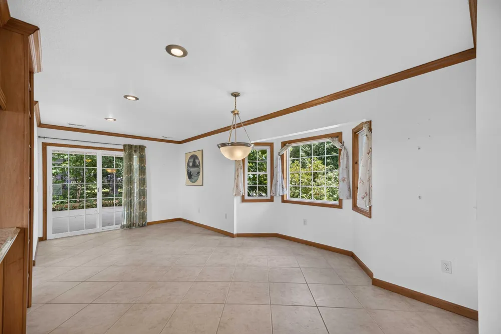 1981 Porch Rock Road Pikeville, TN 37367