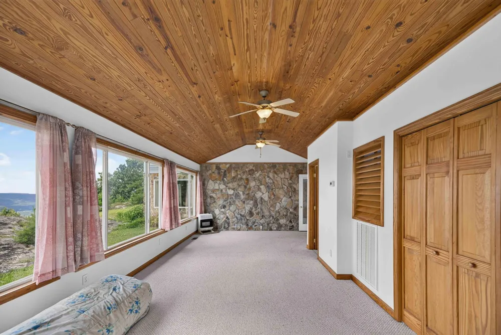 1981 Porch Rock Road Pikeville, TN 37367