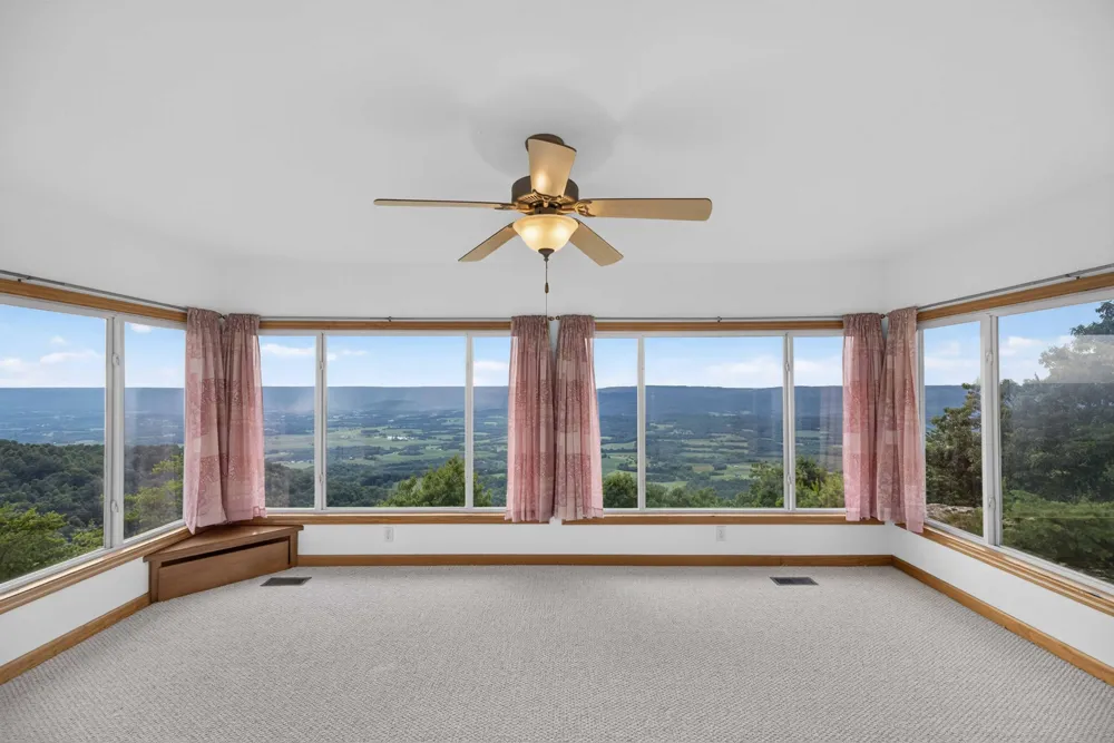 1981 Porch Rock Road Pikeville, TN 37367