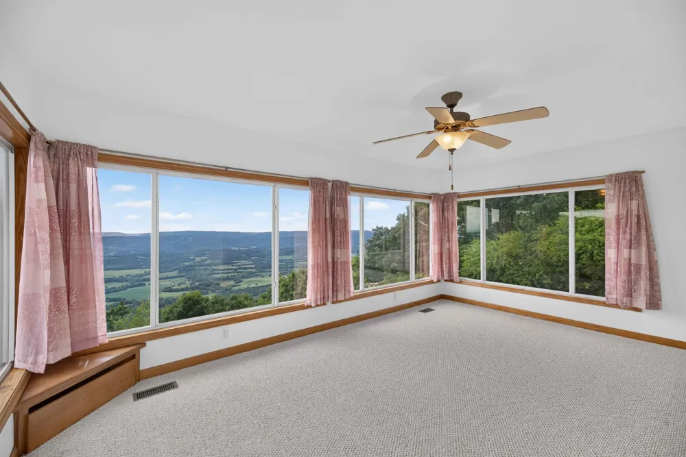 1981 Porch Rock Road Pikeville, TN 37367