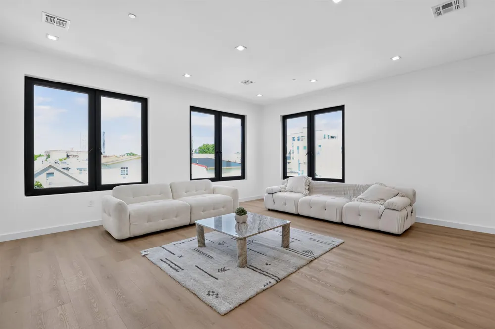 114 69TH ST Guttenberg, NJ 07093