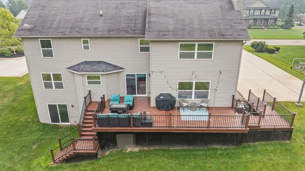 20903 Oak Tree Drive South Lyon, MI 48178