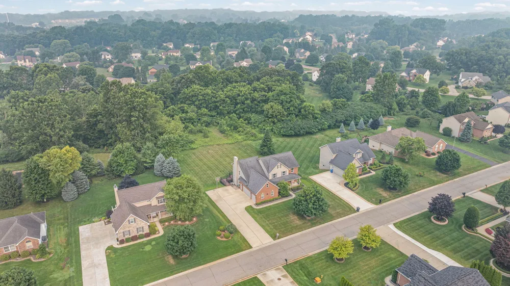 20903 Oak Tree Drive South Lyon, MI 48178