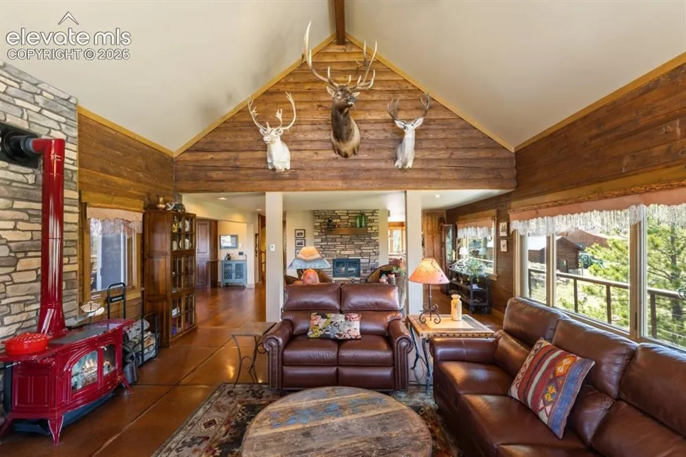 2416 Aspen Meadows Lane Guffey, CO 80820