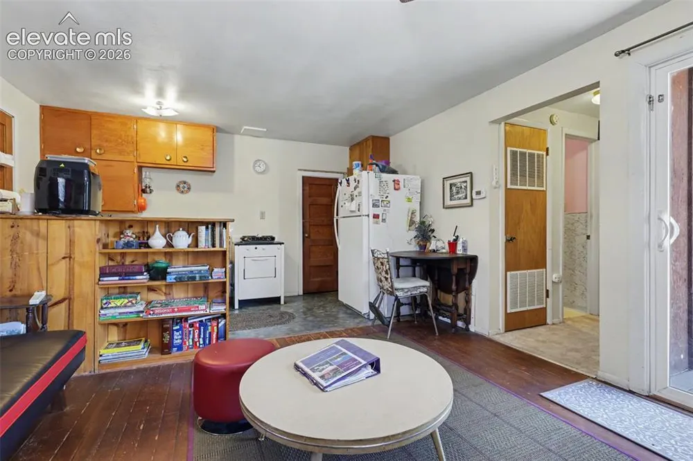 233 Plainview Place Manitou Springs, CO 80829