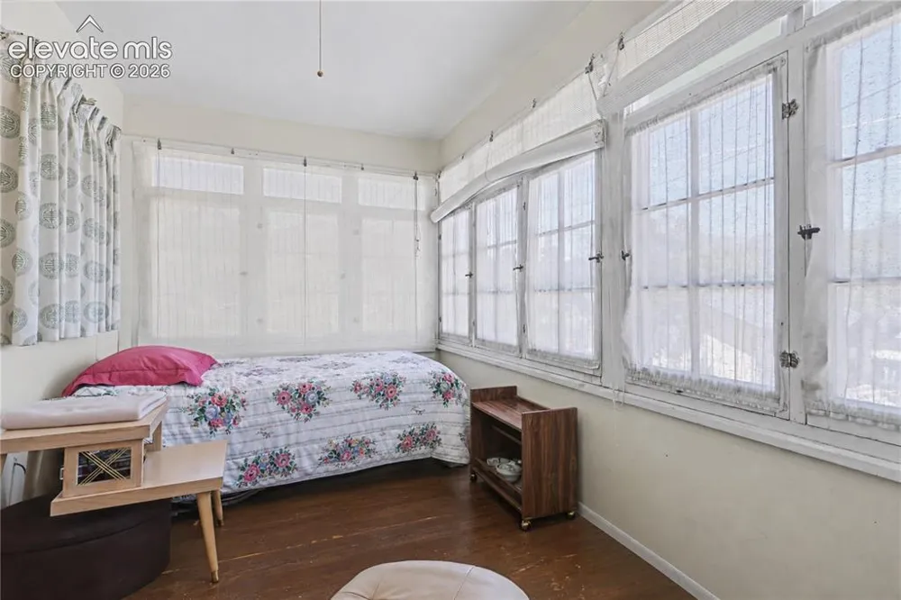 233 Plainview Place Manitou Springs, CO 80829