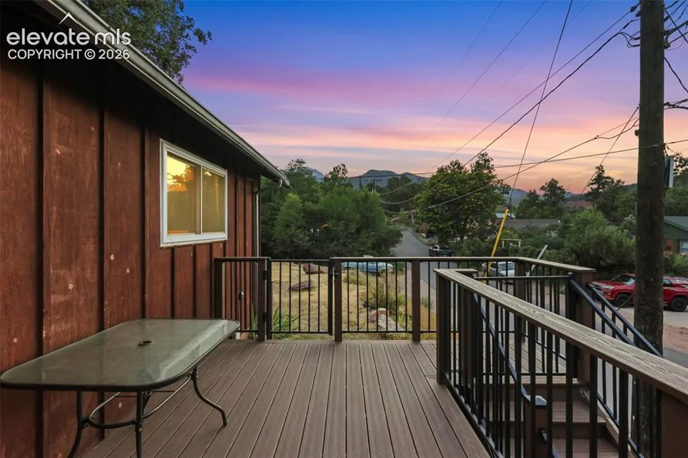 233 Plainview Place Manitou Springs, CO 80829
