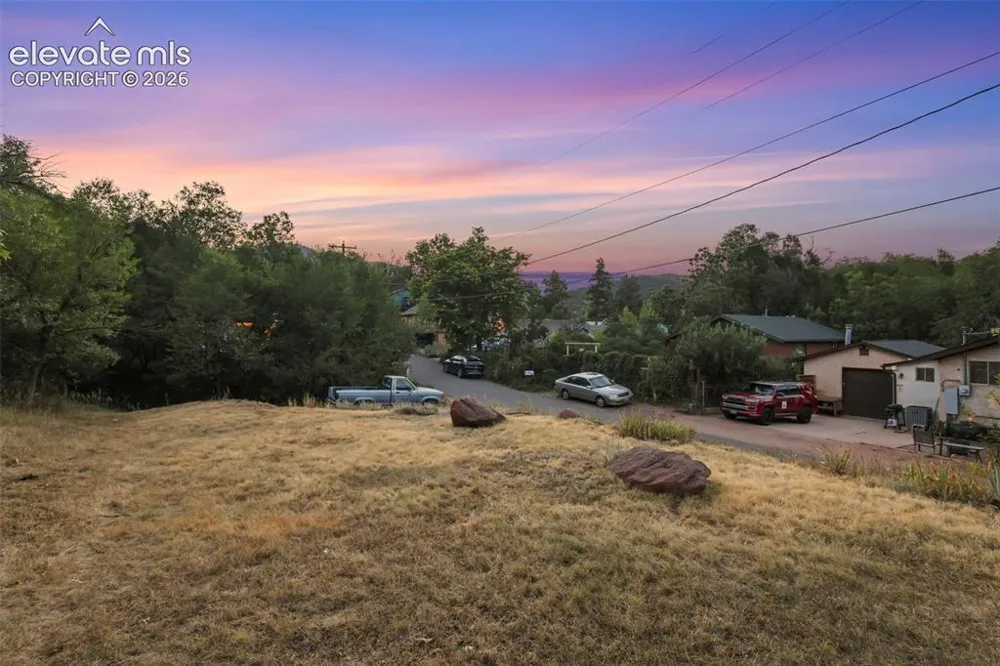 233 Plainview Place Manitou Springs, CO 80829