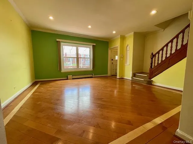 50-56 43rd Street Woodside, NY 11377