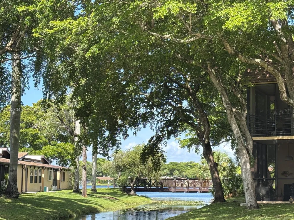 100 Ashbury Rd #107 Hollywood, FL 33024