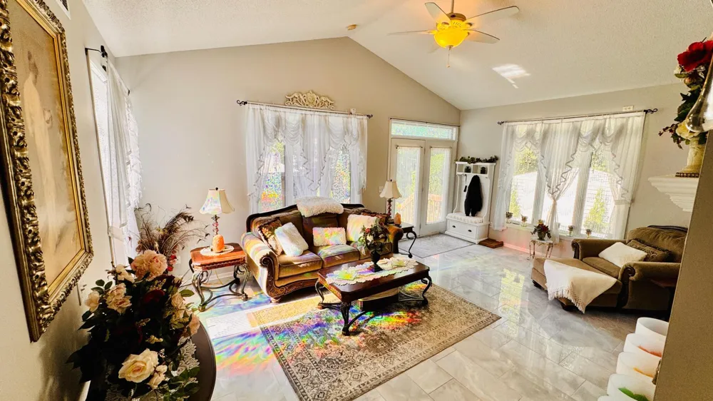 9516 12th Avenue S Bloomington, MN 55425