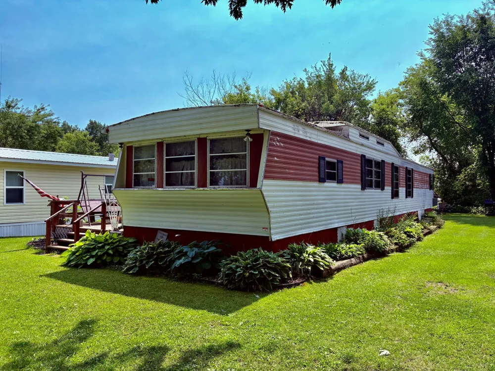 2769 28th St NW #151 Baudette, MN 56623