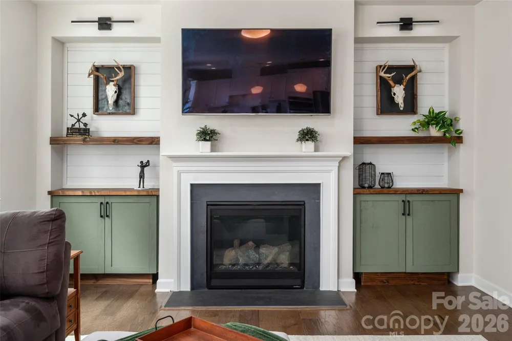 438 Sandbar Point Clover, SC 29710