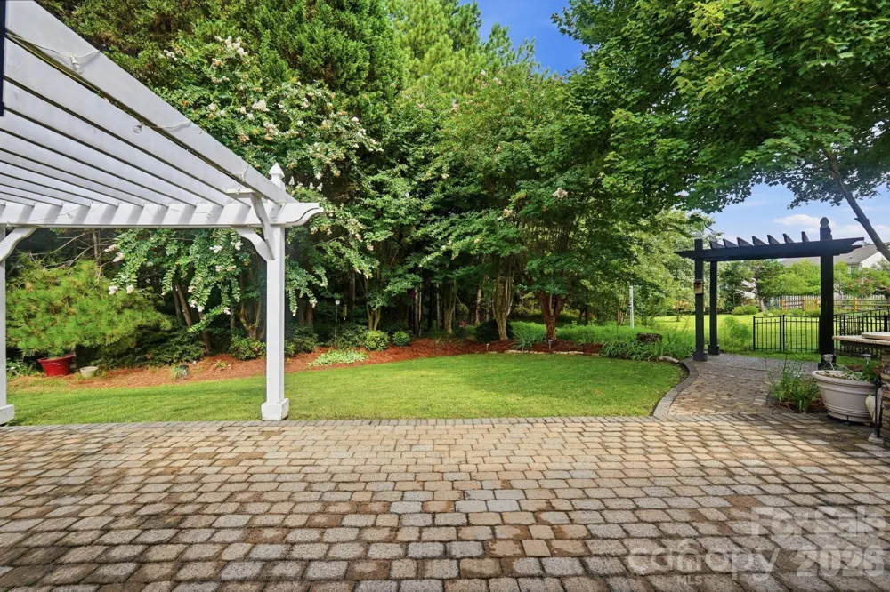 212 Chestnut Avenue Tega Cay, SC 29708