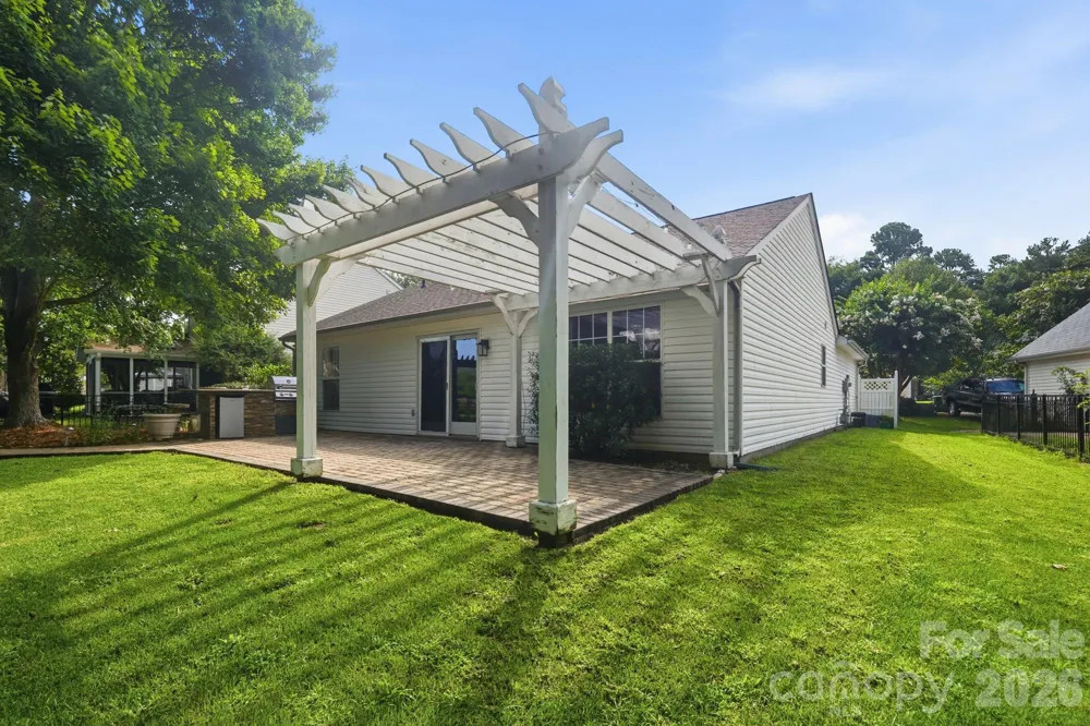 212 Chestnut Avenue Tega Cay, SC 29708