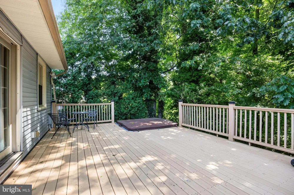 103 KENWOOD DRIVE Cherry Hill, NJ 08034