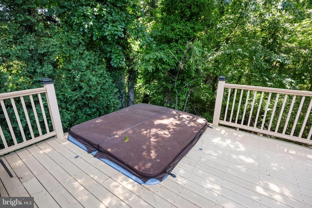 103 KENWOOD DRIVE Cherry Hill, NJ 08034