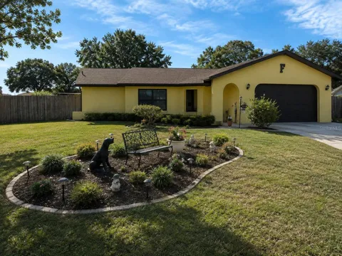 7054 LEXINGTON CIRCLE