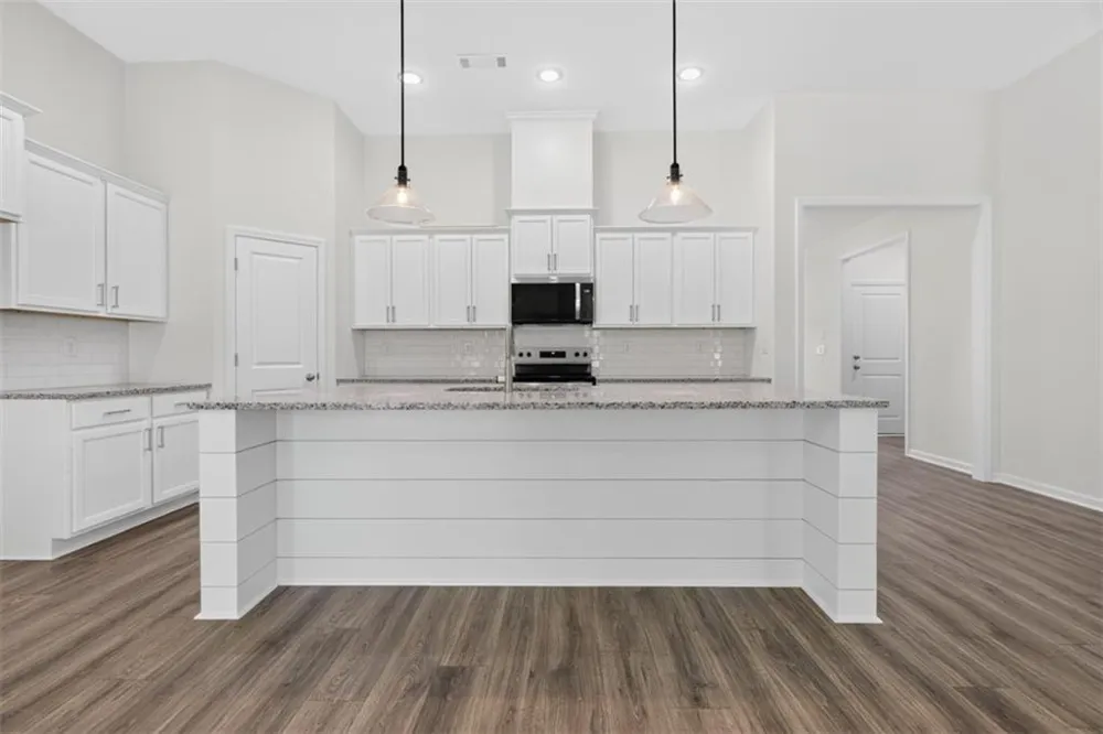 2018 Oconee Bluff Drive Athens, GA 30601